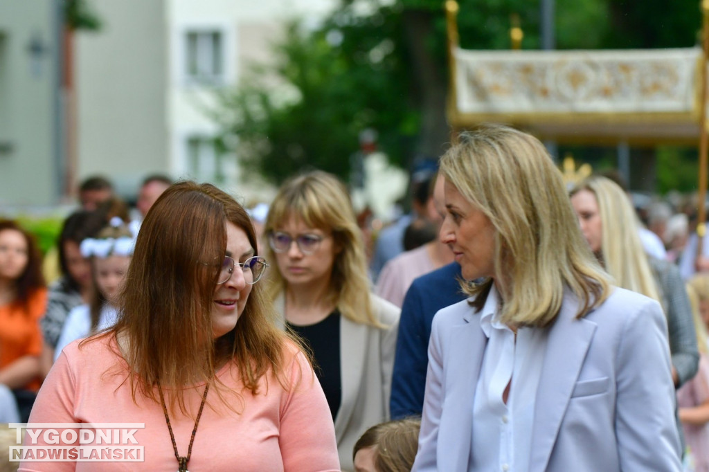 Procesja Bożego Ciała w Nowej Dębie