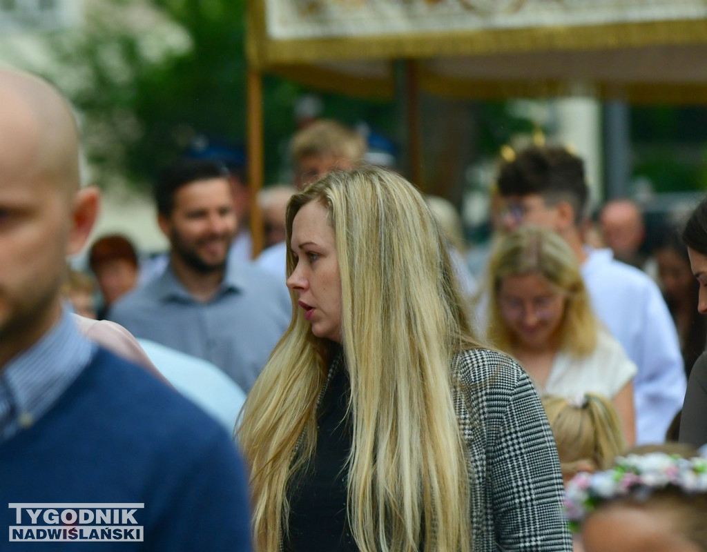 Procesja Bożego Ciała w Nowej Dębie
