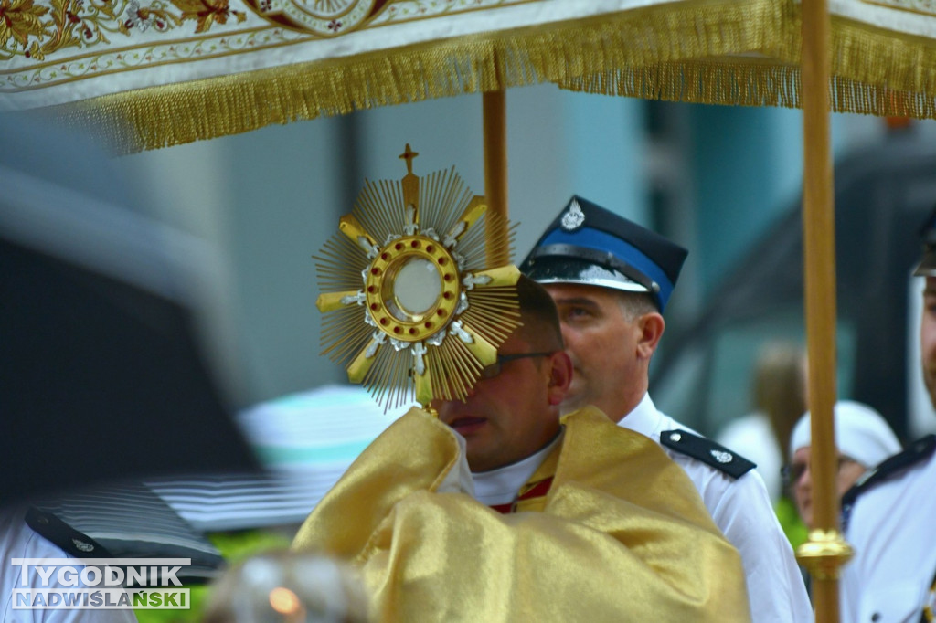 Procesja Bożego Ciała w Nowej Dębie