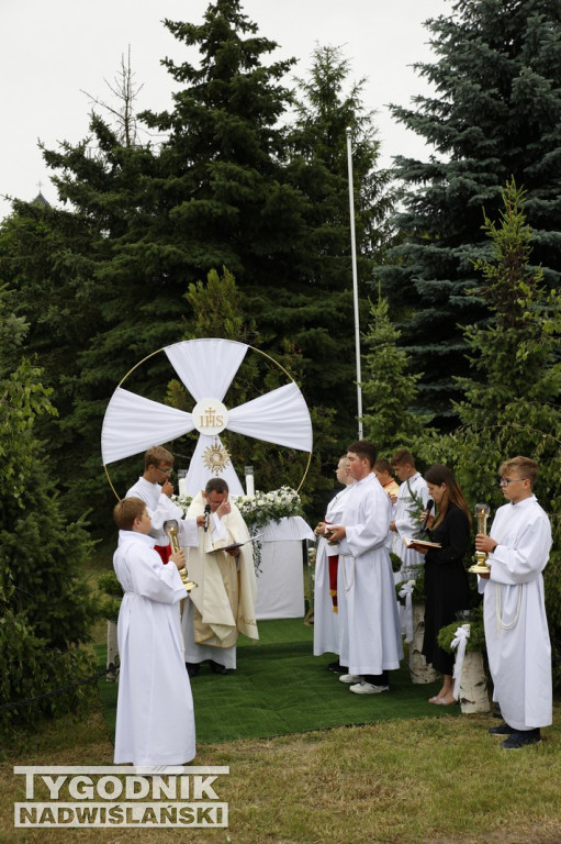 Procesja w Boże Ciało na osiedlu Sobów w Tarnobrzegu