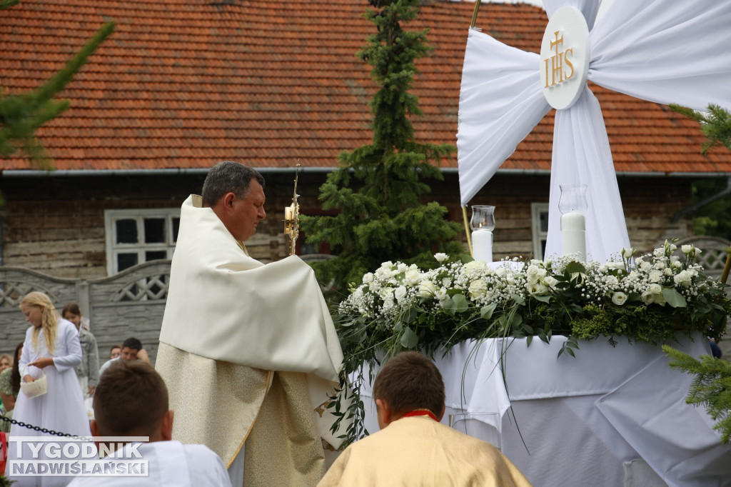 Procesja w Boże Ciało na osiedlu Sobów w Tarnobrzegu