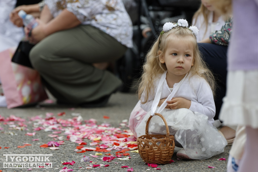 Procesja w Boże Ciało na osiedlu Sobów w Tarnobrzegu