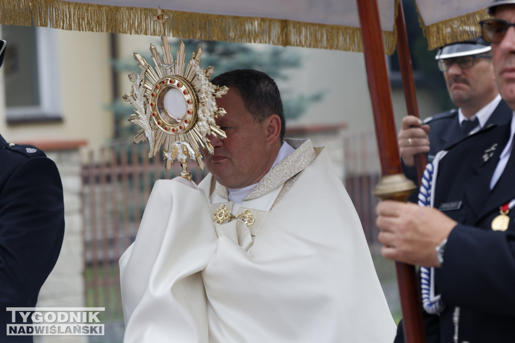 Procesja w Boże Ciało na osiedlu Sobów w Tarnobrzegu