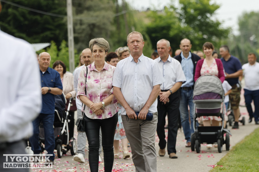 Procesja w Boże Ciało na osiedlu Sobów w Tarnobrzegu