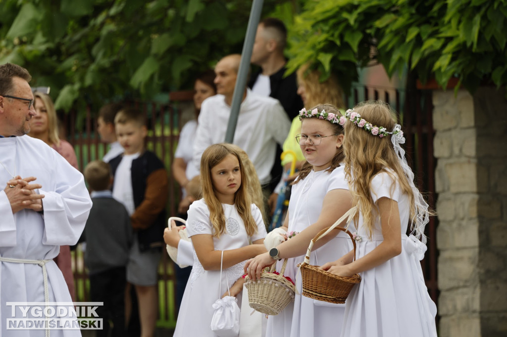 Procesja w Boże Ciało na osiedlu Sobów w Tarnobrzegu