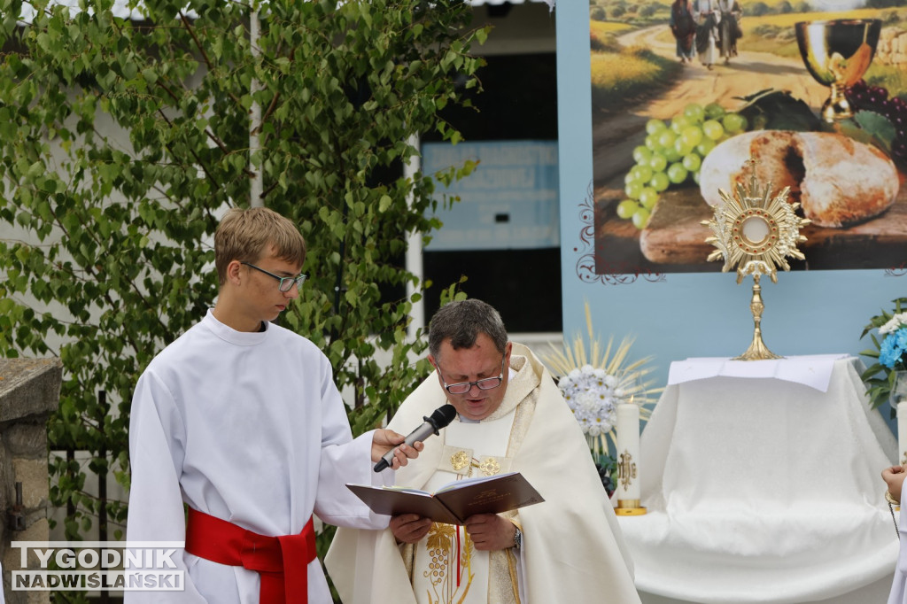 Procesja w Boże Ciało na osiedlu Sobów w Tarnobrzegu