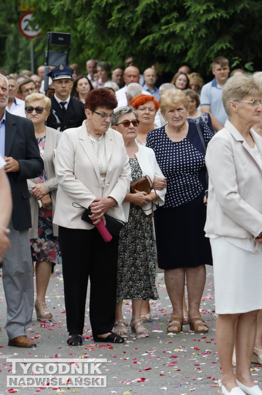 Procesja w Boże Ciało na osiedlu Sobów w Tarnobrzegu