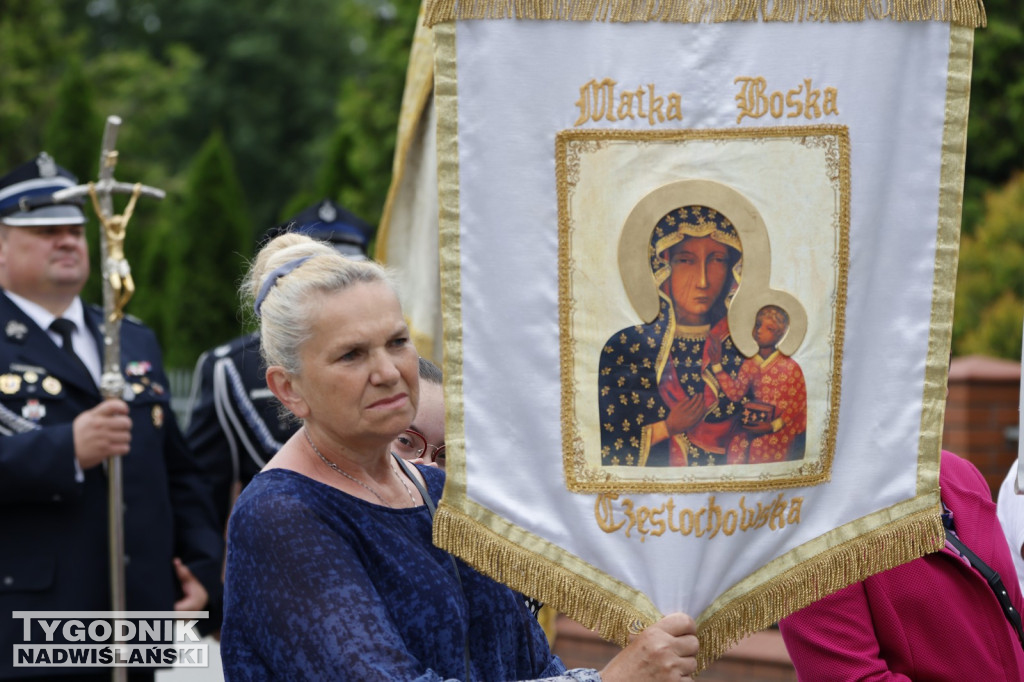 Procesja w Boże Ciało na osiedlu Sobów w Tarnobrzegu