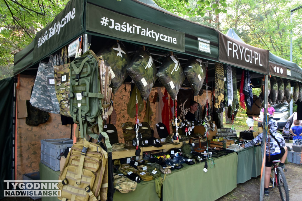 Drugi dzień Militariady w Nowej Dębie