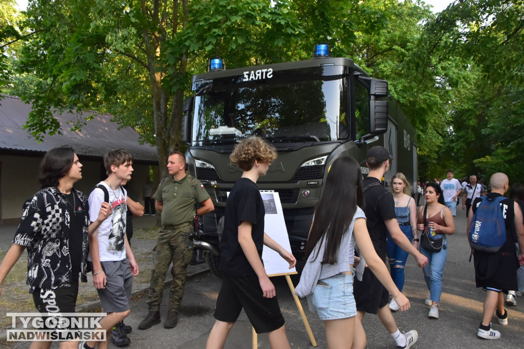 Drugi dzień Militariady w Nowej Dębie