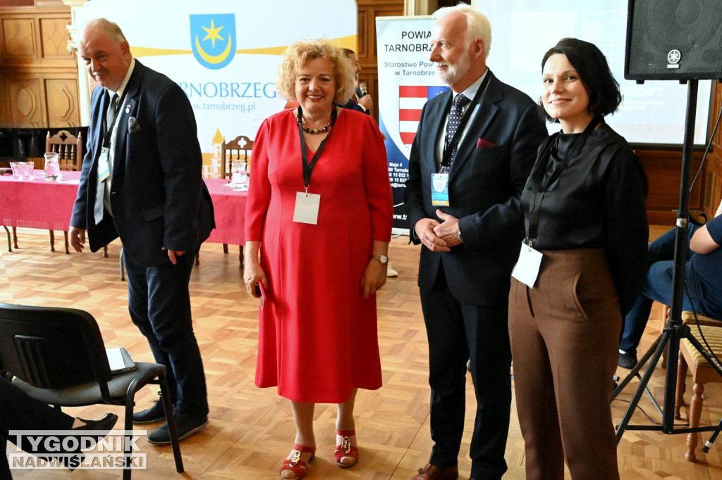 Konferencja kolejowa w Zamku Tarnowskich w Tarnobrzegu