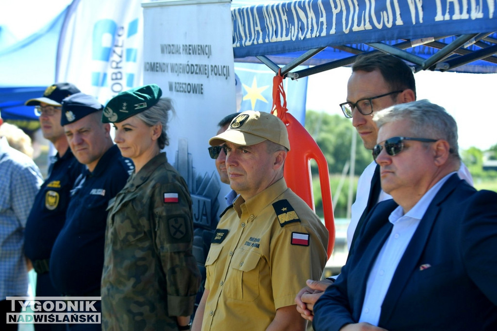 Ćwiczenia i piknik nad Jeziorem Tarnobrzeskim
