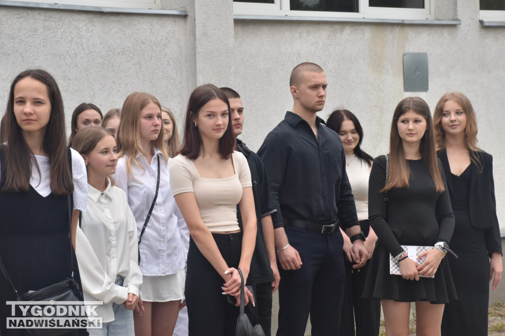 Zakończenie roku szkolnego w szkołach średnich