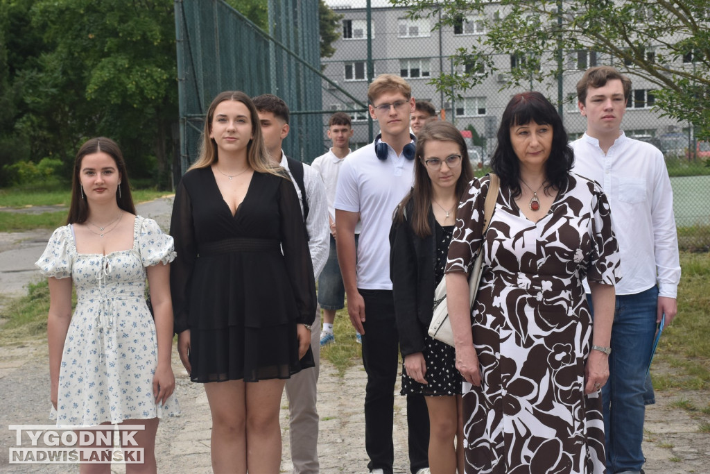 Zakończenie roku szkolnego w szkołach średnich