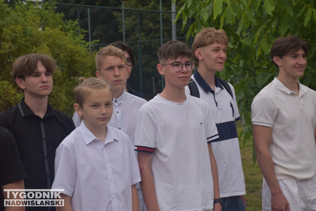 Zakończenie roku szkolnego w szkołach średnich