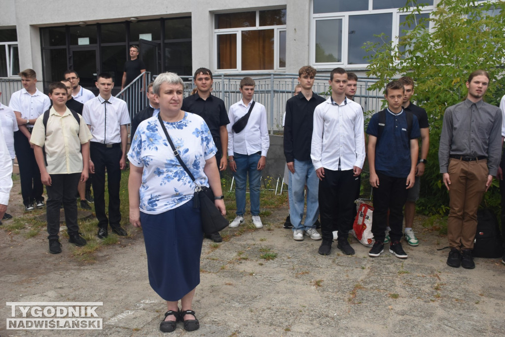 Zakończenie roku szkolnego w szkołach średnich