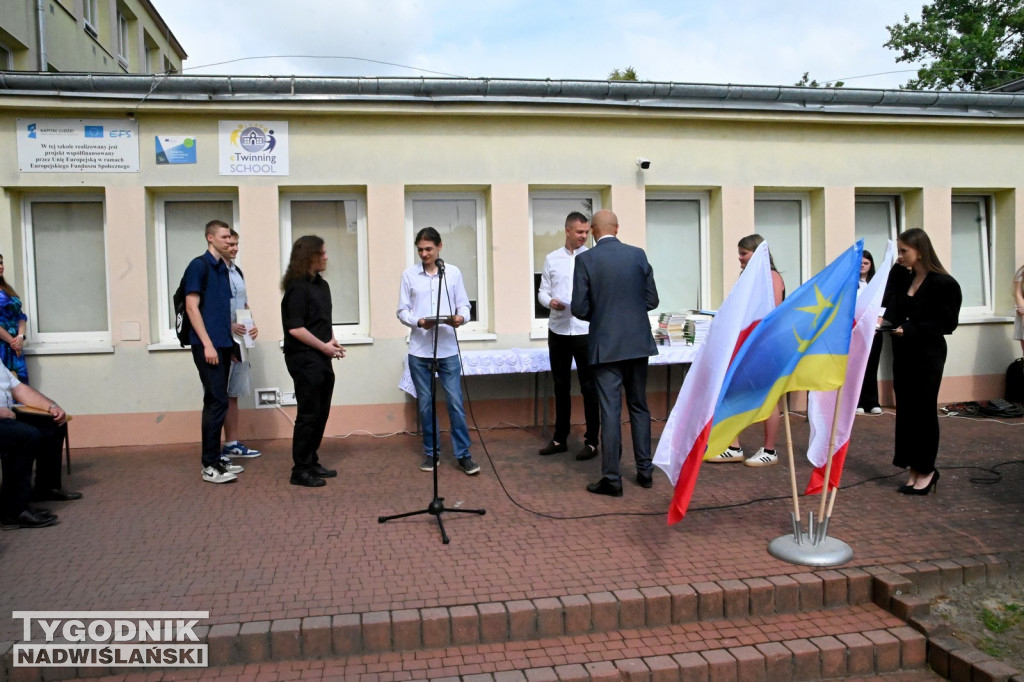 Zakończenie roku szkolnego w szkołach średnich