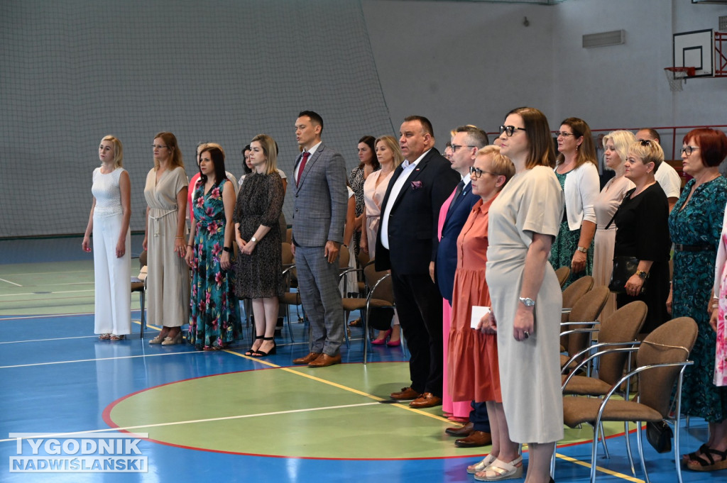 Zakończenie roku szkolnego w szkołach średnich