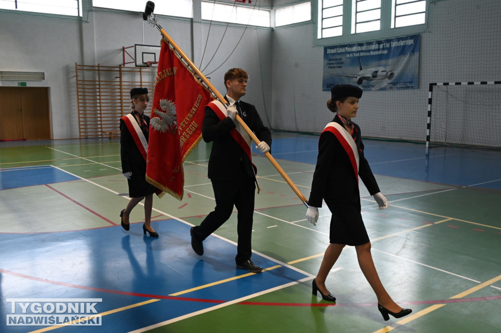 Zakończenie roku szkolnego w szkołach średnich