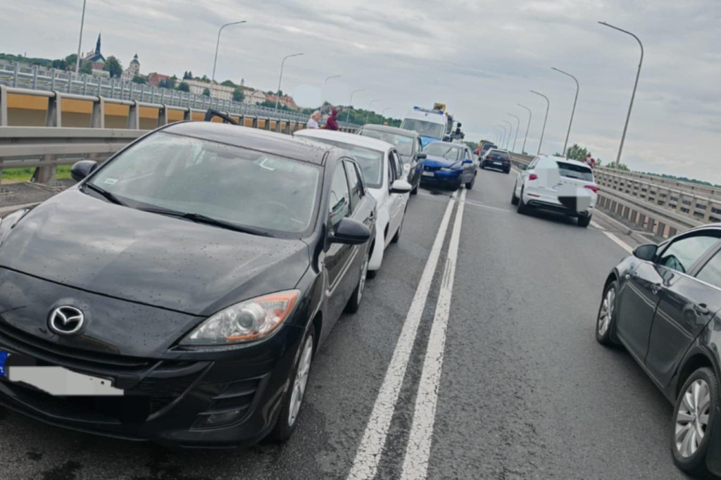 Wypadek na moście w Sandomierzu