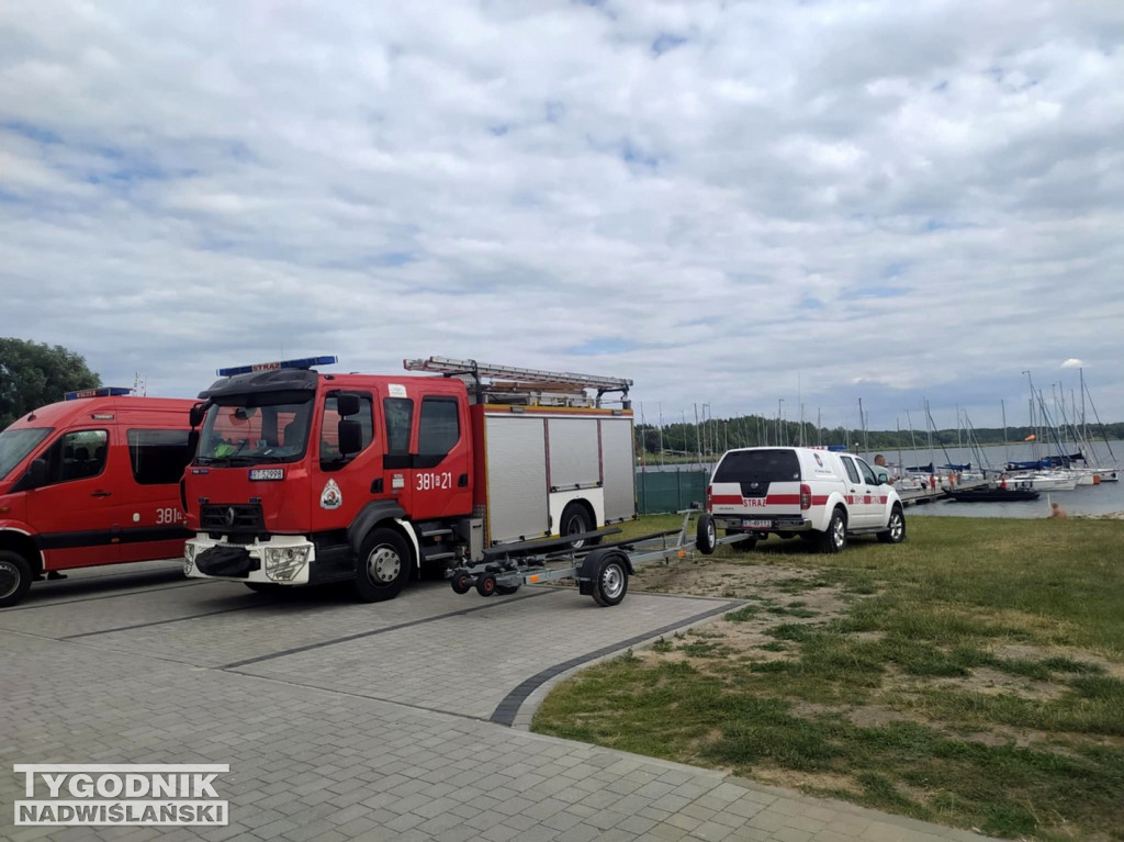 Poszukiwania zaginionego pływaka w Jeziorze Tarnobrzeskim