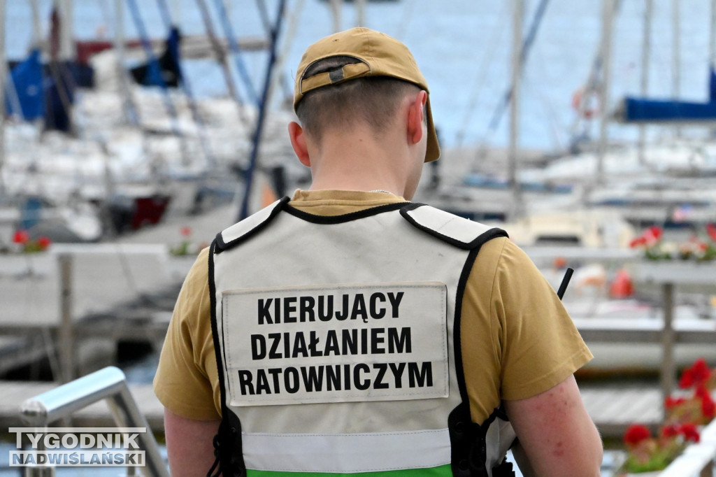 Akcja służb na Jeziorze Tarnobrzeskim