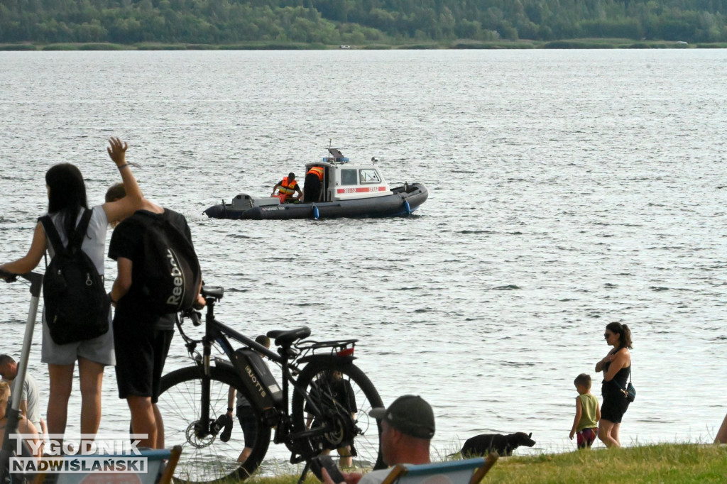 Akcja służb na Jeziorze Tarnobrzeskim