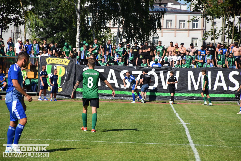 Mecz Pogoni Staszów z Ruchem Chorzów