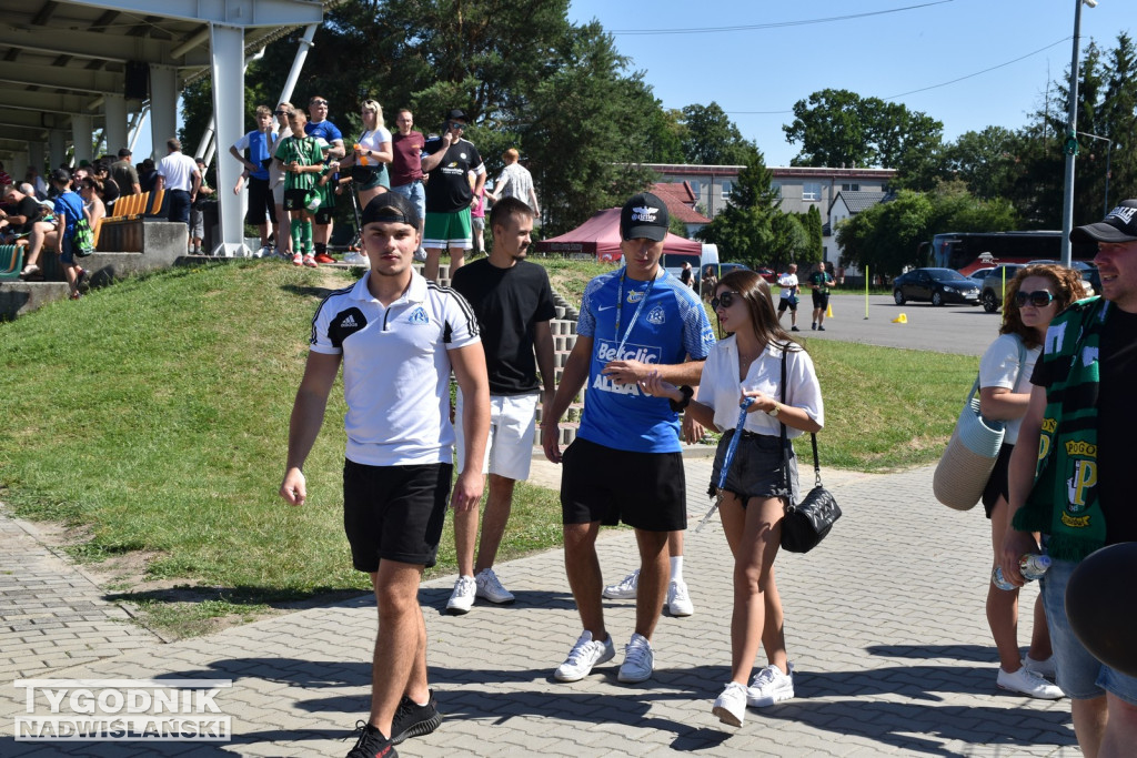 Zdjęcia z trybun meczu Pogoni Staszów z Ruchem Chorzów