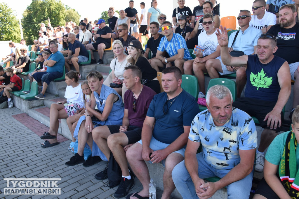 Zdjęcia z trybun meczu Pogoni Staszów z Ruchem Chorzów