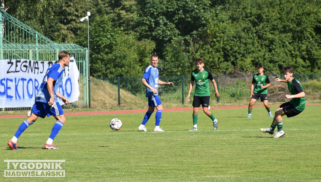Zdjęcia z trybun meczu Pogoni Staszów z Ruchem Chorzów