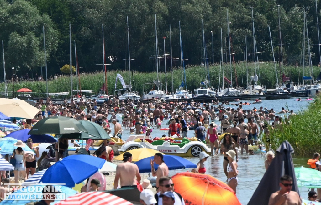 Tłumy nad Jeziorem Tarnobrzeskim - 6 lipca 2025