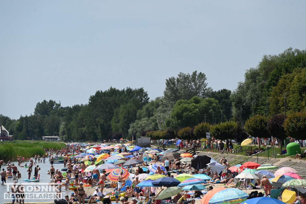 Tłumy nad Jeziorem Tarnobrzeskim - 6 lipca 2025