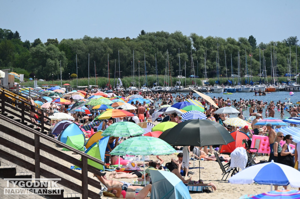 Tłumy nad Jeziorem Tarnobrzeskim - 6 lipca 2025