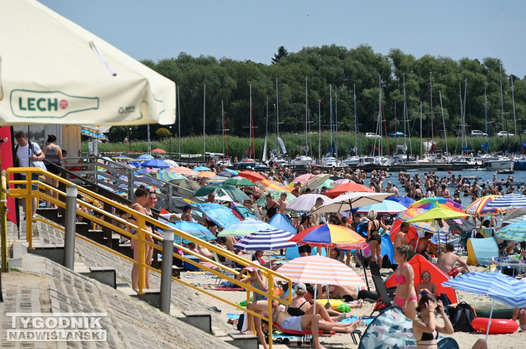 Tłumy nad Jeziorem Tarnobrzeskim - 6 lipca 2025