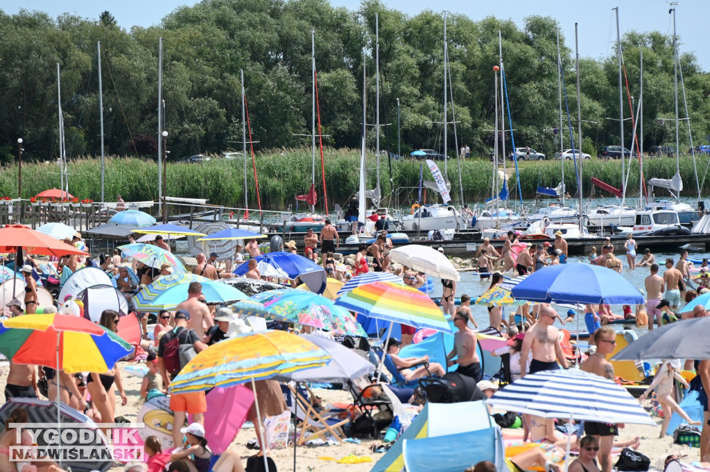 Tłumy nad Jeziorem Tarnobrzeskim - 6 lipca 2025