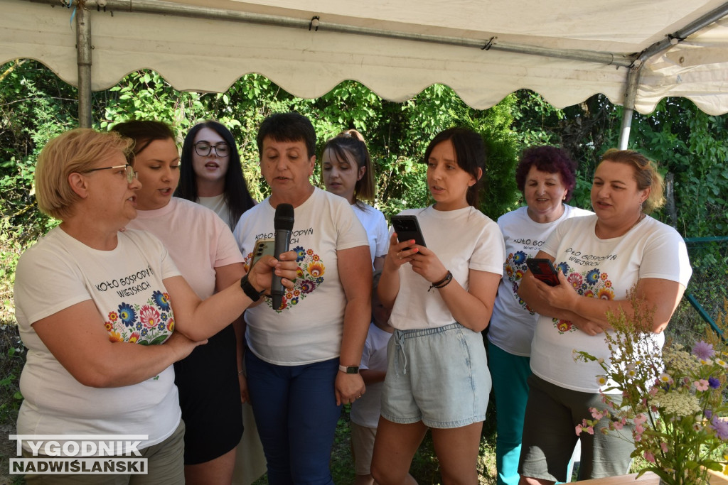 Olimpiada Kół Gospodyń Wiejskich w Śniekozach