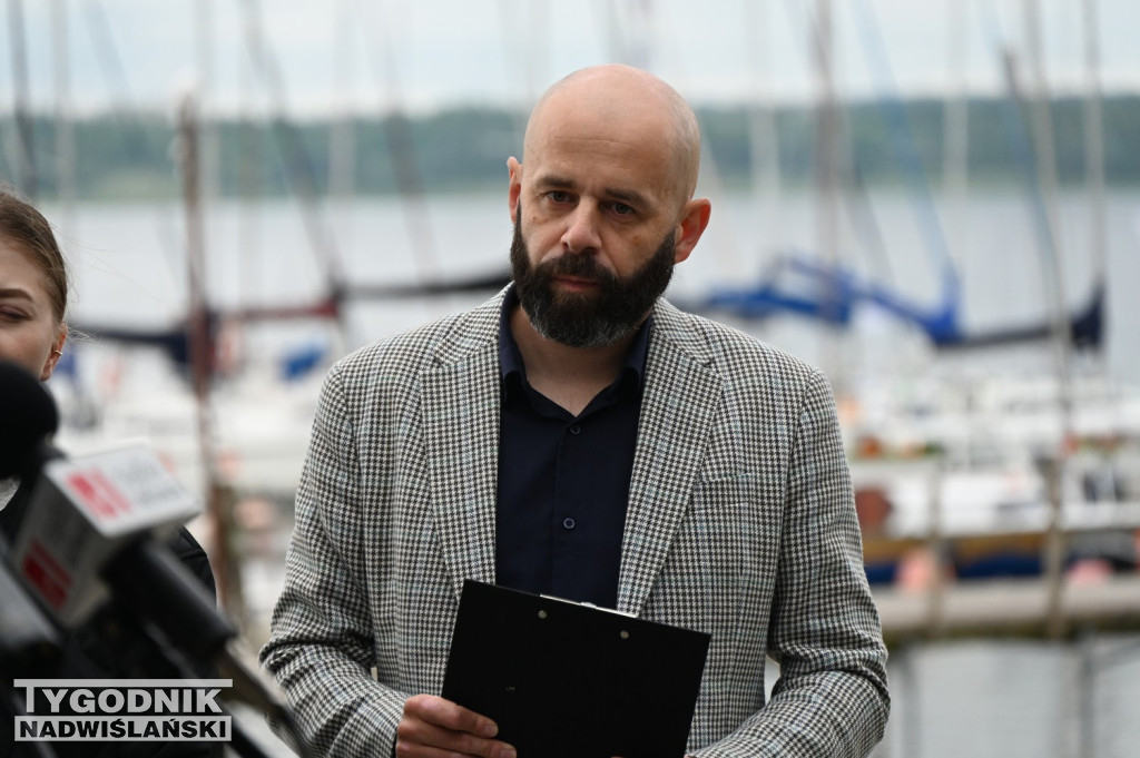 Start kampanii „Nad wodą z głową”