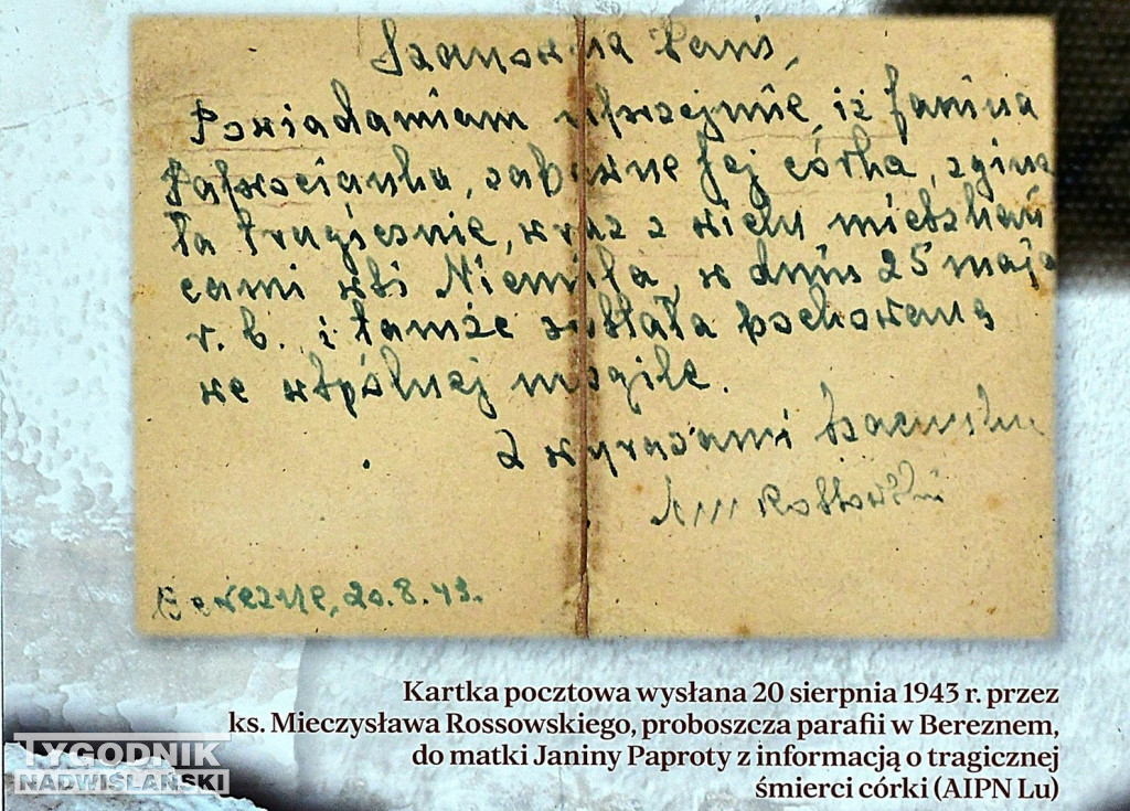 Wystawa o Wołyniu przed Zamkiem Tarnowskich w Tarnobrzegu