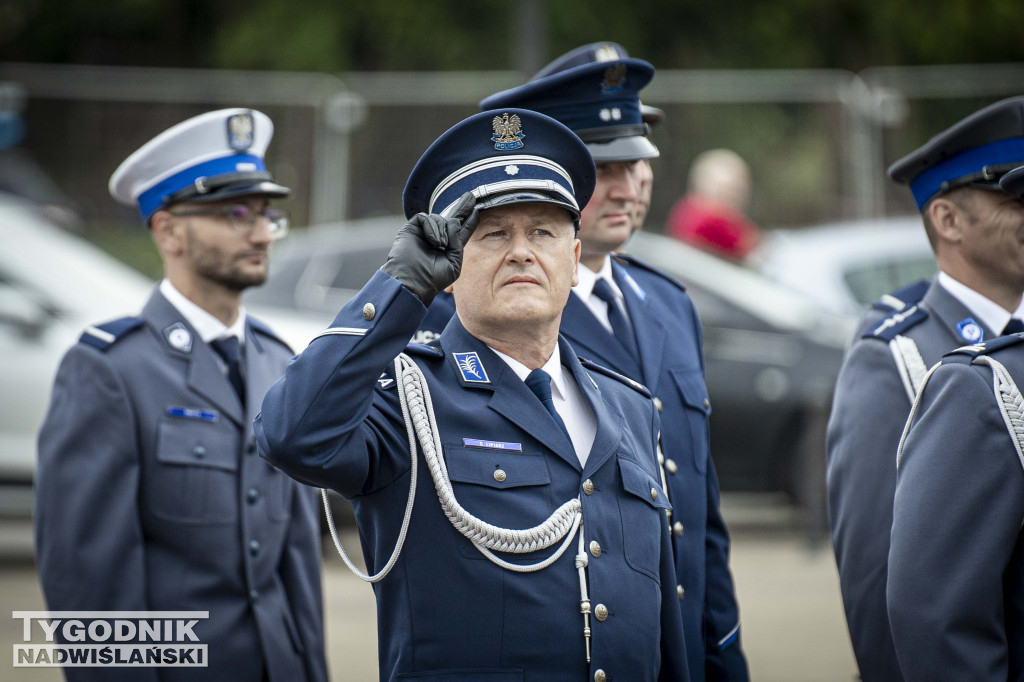 Święto Policji w Stalowej Woli: służba z „stalową wolą”