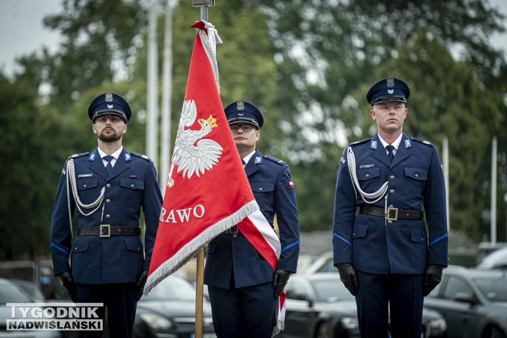 Święto Policji w Stalowej Woli: służba z „stalową wolą”