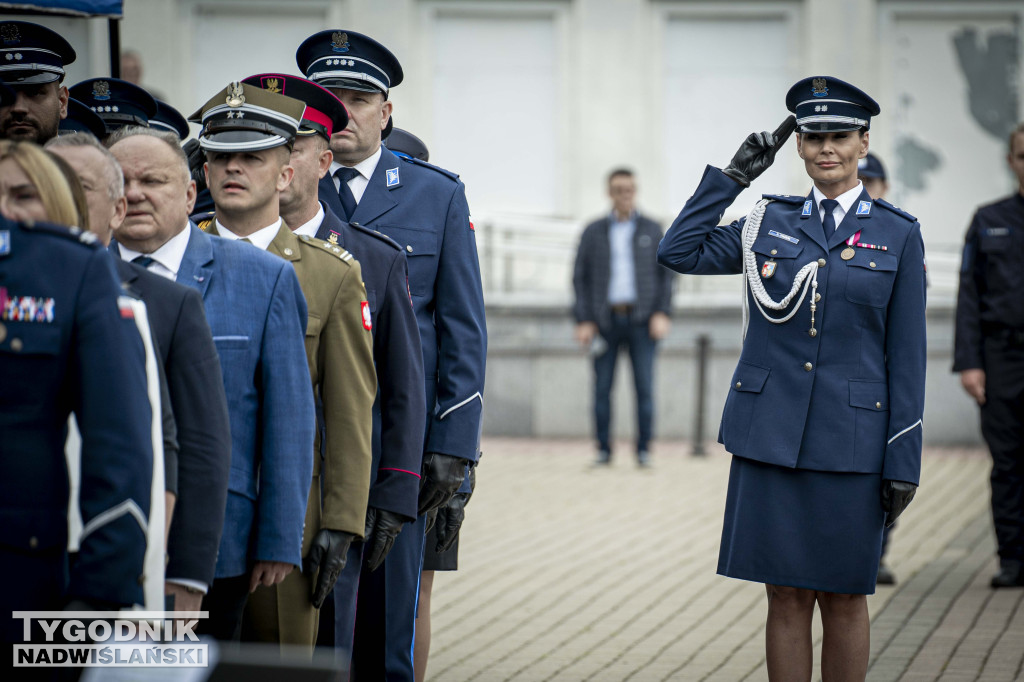 Święto Policji w Stalowej Woli: służba z „stalową wolą”