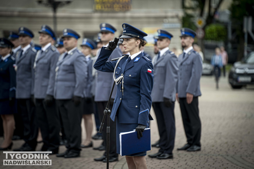 Święto Policji w Stalowej Woli: służba z „stalową wolą”