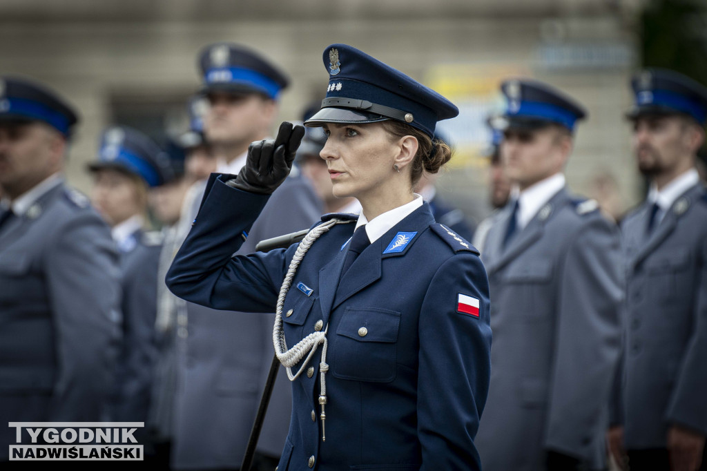 Święto Policji w Stalowej Woli: służba z „stalową wolą”