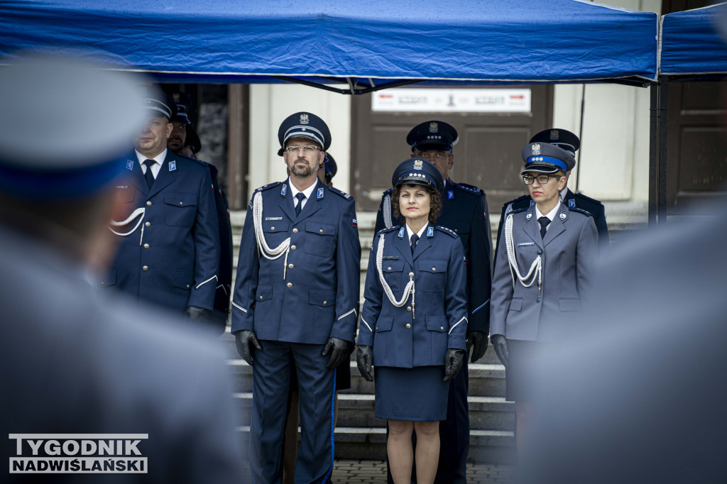 Święto Policji w Stalowej Woli: służba z „stalową wolą”