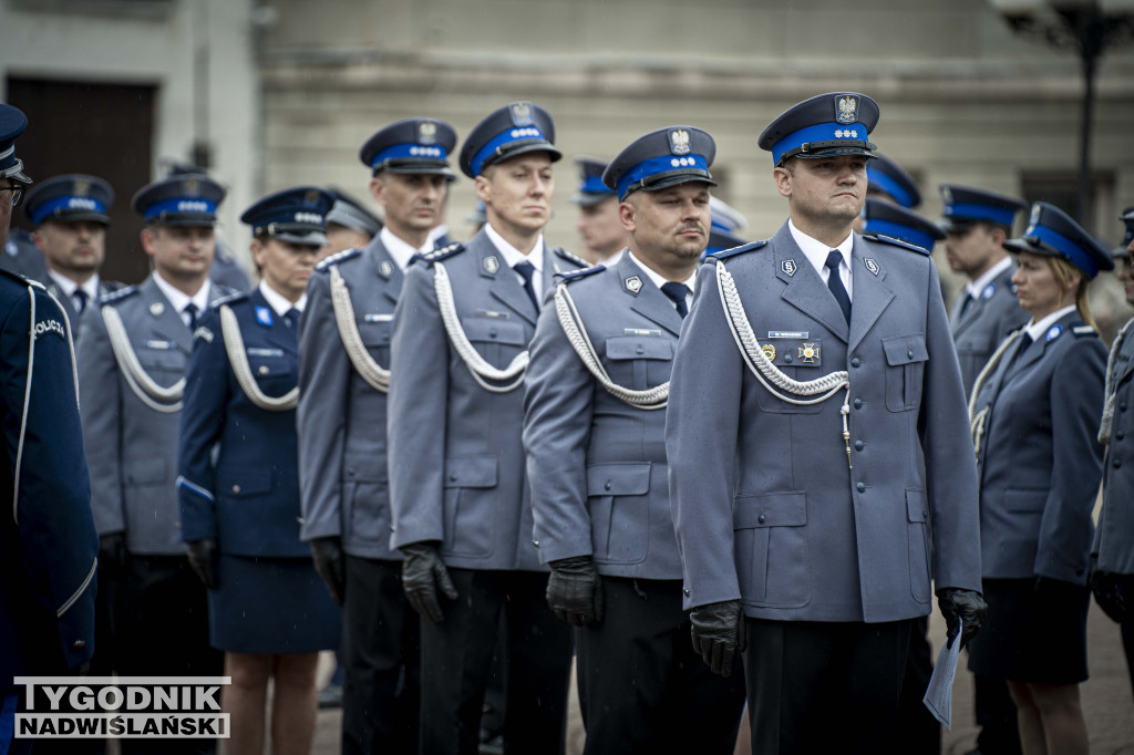 Święto Policji w Stalowej Woli: służba z „stalową wolą”