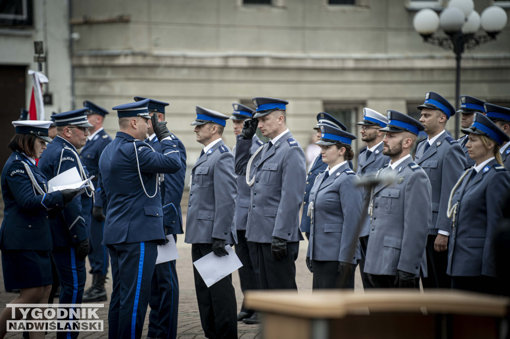 Święto Policji w Stalowej Woli: służba z „stalową wolą”