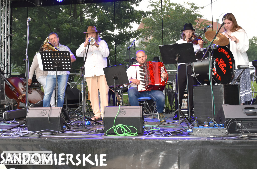 Dookoła Wody Festival - koncert na bulwarze