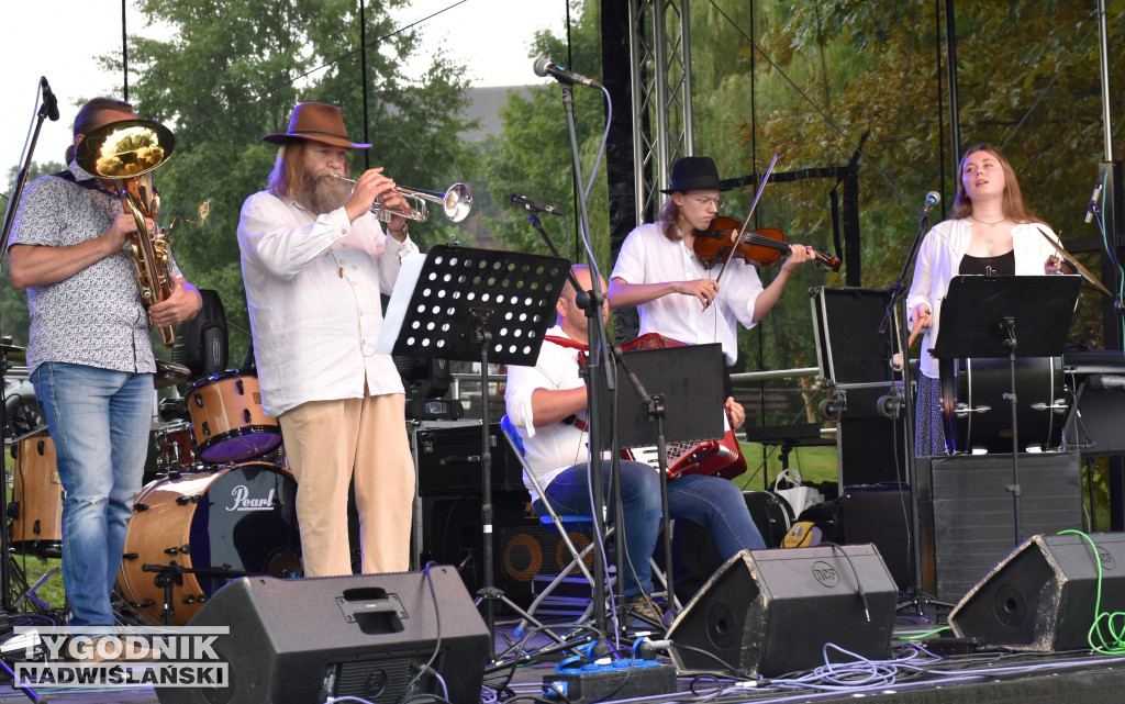 Dookoła Wody Festival - koncert na bulwarze