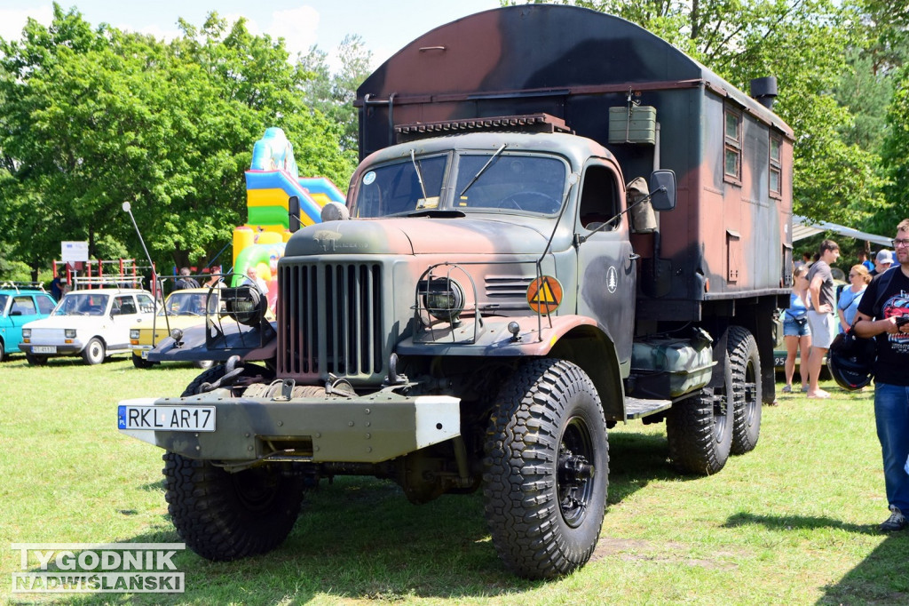 Retro Giełda w Nowej Dębie